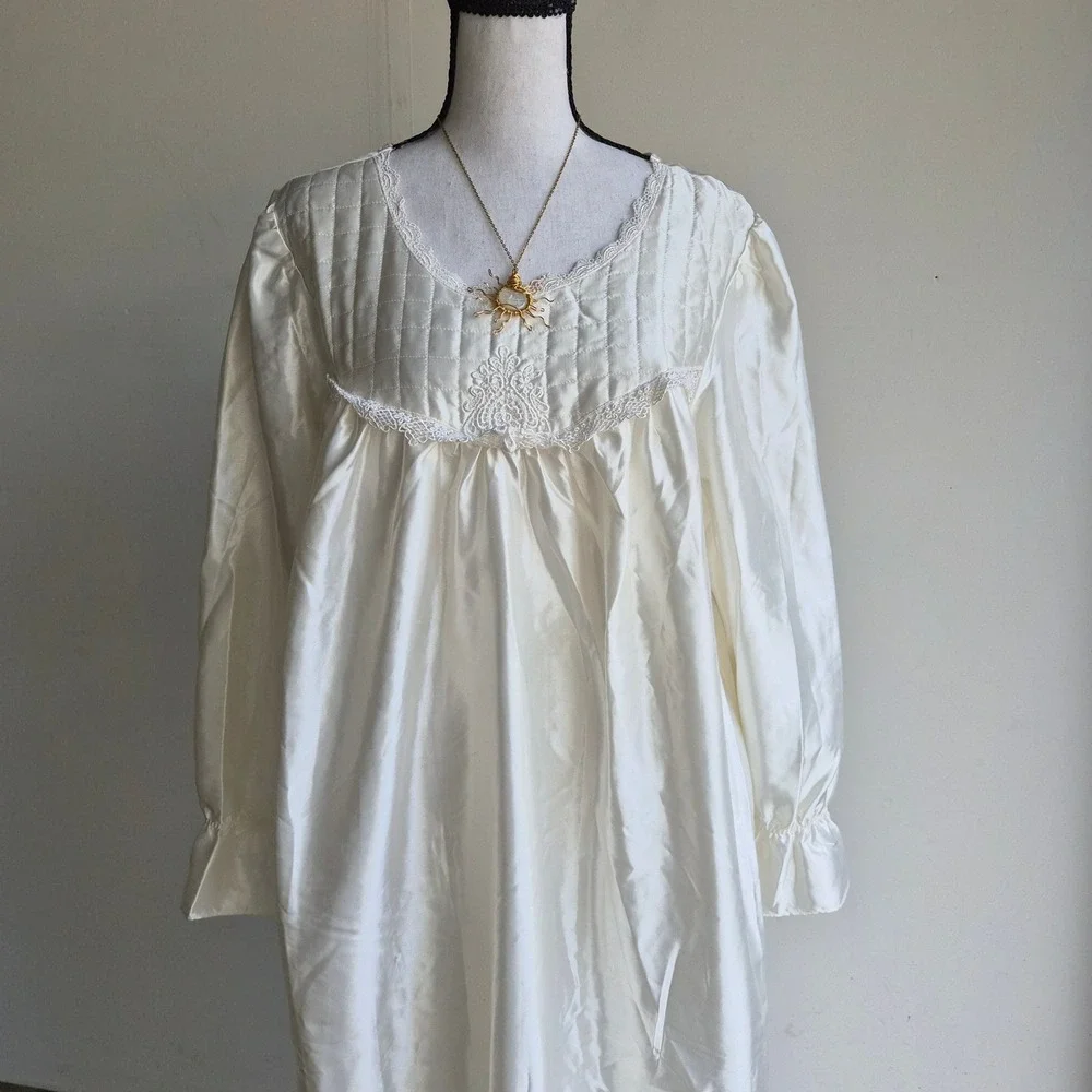 Vintage Intimate Moods Nightgown Womens‎ Medium Coquette Grandmacore Cottagecore
